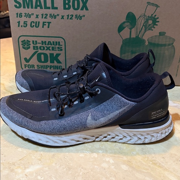 Nike Black and Gray Men's running Shoes - 12.5 - Picture 3 of 7